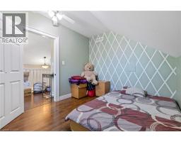 54 E CHESTNUT Street E - 37