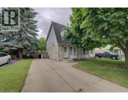 854 ELGIN Street N - 1
