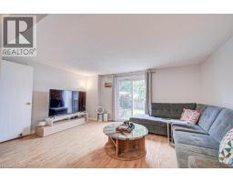 854 ELGIN Street N - 16