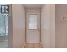 854 ELGIN Street N - 5