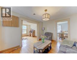 37 BAIRD Street S - 14