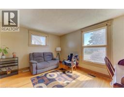 37 BAIRD Street S - 16