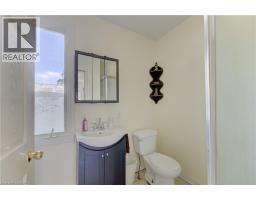 37 BAIRD Street S - 18