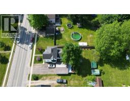 37 BAIRD Street S - 23
