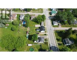 37 BAIRD Street S - 36