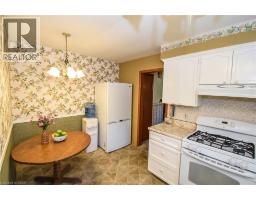 725 CROSS Street W - 10