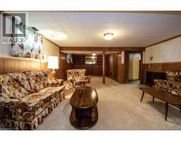 725 CROSS Street W - 24