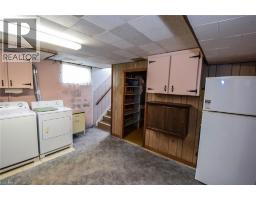 725 CROSS Street W - 27