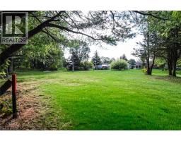 725 CROSS Street W - 37