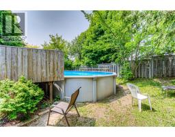 82 ROSENEATH Crescent - 38