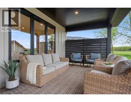 12 MACNEIL Court - 38