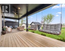 12 MACNEIL Court - 39