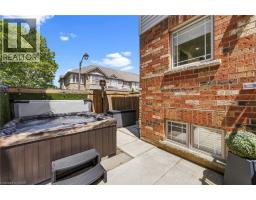 242 UPPER MOUNT ALBION Road UnitNo. 13 - 31