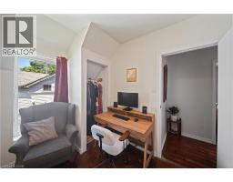 95 KING Street W - 17