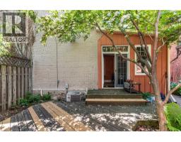 18 PEARL Street S - 26