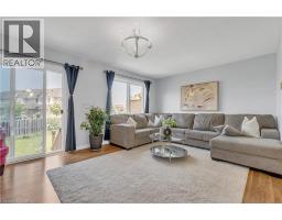 48 CLOUGH Crescent - 11