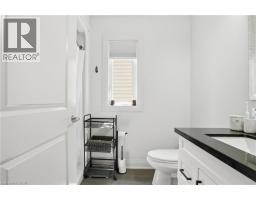 8 NASH Street - 12
