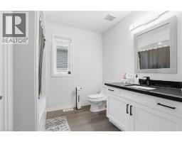 8 NASH Street - 16