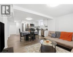 8 NASH Street - 30