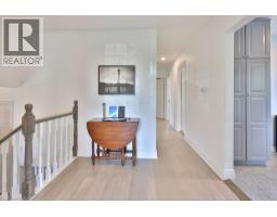 11 LYNWOOD Drive - 15