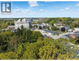 32 CARDINAL MINDSZENTY Boulevard - 46