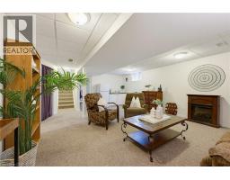 934 ZELLER Crescent - 16