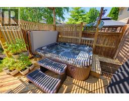 934 ZELLER Crescent - 23