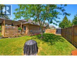 934 ZELLER Crescent - 25
