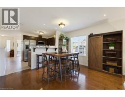 934 ZELLER Crescent - 9