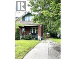 7 NORFOLK Street N - 1