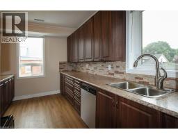52 CEDAR Avenue - 8