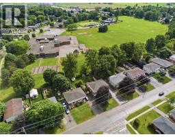 83 ORIOLE Parkway W - 40