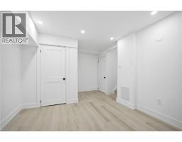 121 CENTENNIAL Road UnitNo. 21 - 26