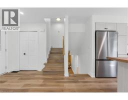 49 GROVE Avenue - 13