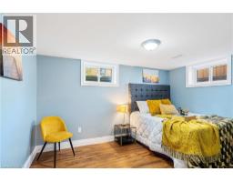 2 WESTMOUNT Road - 39