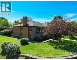 2 WESTMOUNT Road - 5