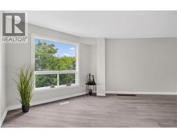 60 ELMSDALE Drive UnitNo. 66 - 7