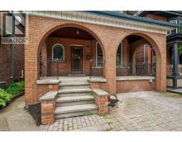 33 SAINT CLAIR Avenue - 4