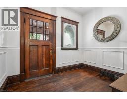 33 SAINT CLAIR Avenue - 6
