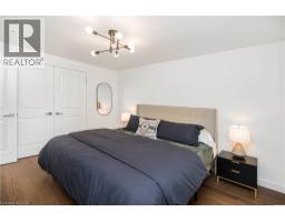 39 FORESTGATE Drive - 14