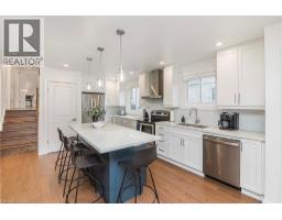 39 FORESTGATE Drive - 9