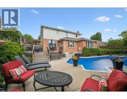 18 DUNNINGTON Court - 43