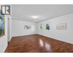 14 LENNARD Crescent - 29