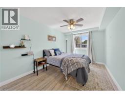 136 ROCKWOOD Avenue - 21