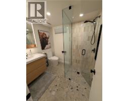 13 SALINA Place - 33