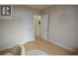 101 REID Avenue N - 22