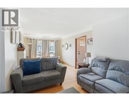 21 WEIR Street N - 14