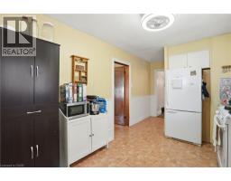 21 WEIR Street N - 17