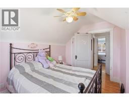 21 WEIR Street N - 26