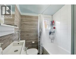 21 WEIR Street N - 27